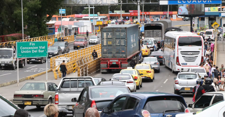 Tensión máxima: Ecuador eleva aranceles al 50% y desata una «guerra total» comercial con Colombia